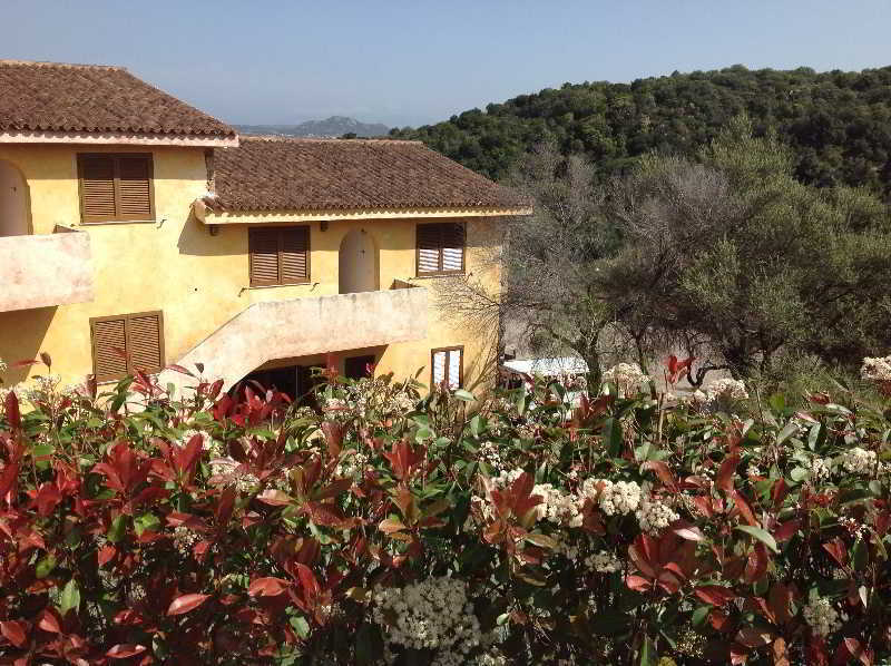 Residence Costa Ruja Portisco Kültér fotó