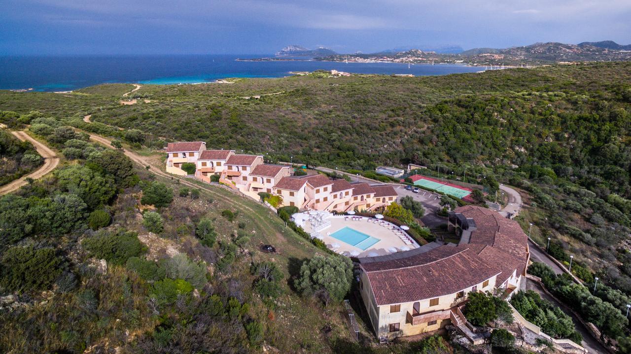 Residence Costa Ruja Portisco Kültér fotó