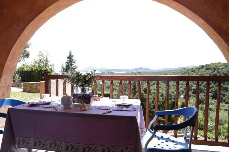 Residence Costa Ruja Portisco Kültér fotó