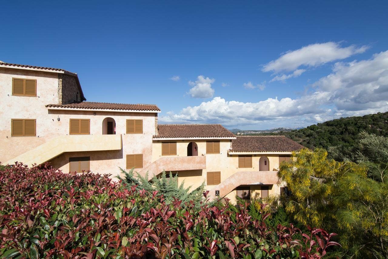Residence Costa Ruja Portisco Kültér fotó