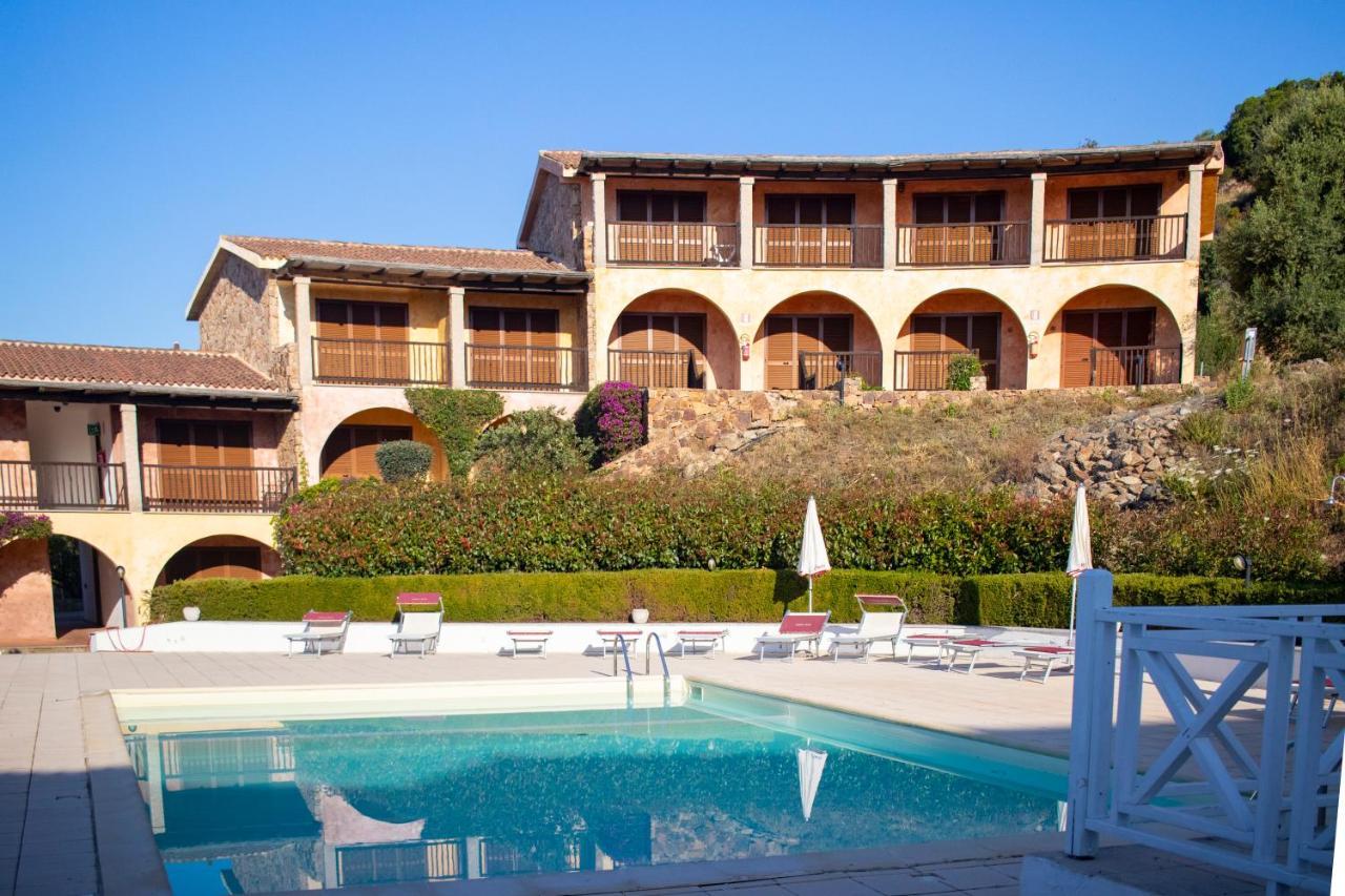 Residence Costa Ruja Portisco Kültér fotó
